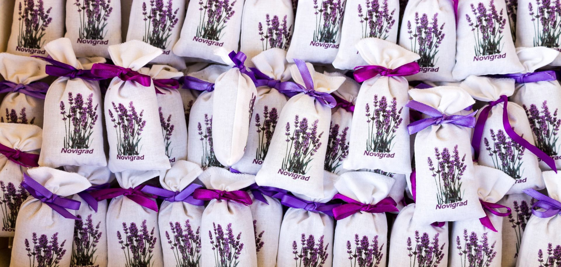 Cómo hacer bolsitas de olor con plantas aromáticas
