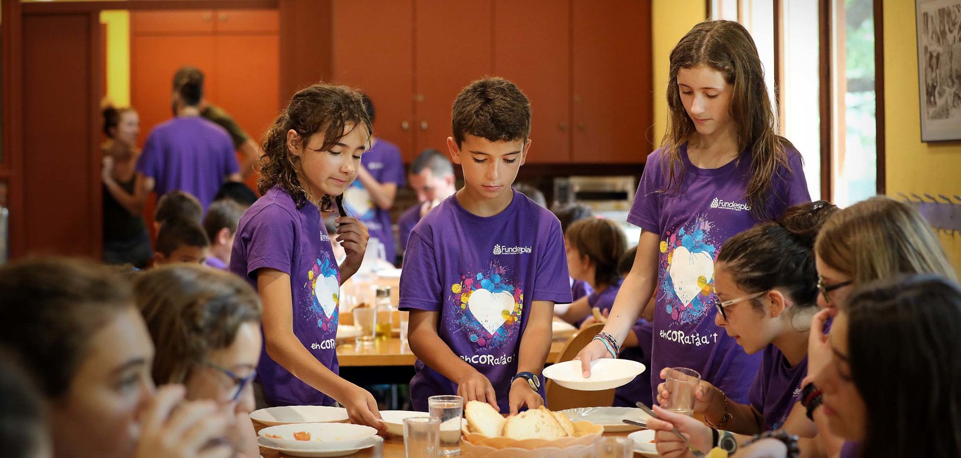 Cómo fomentar la autonomía en el comedor escolar