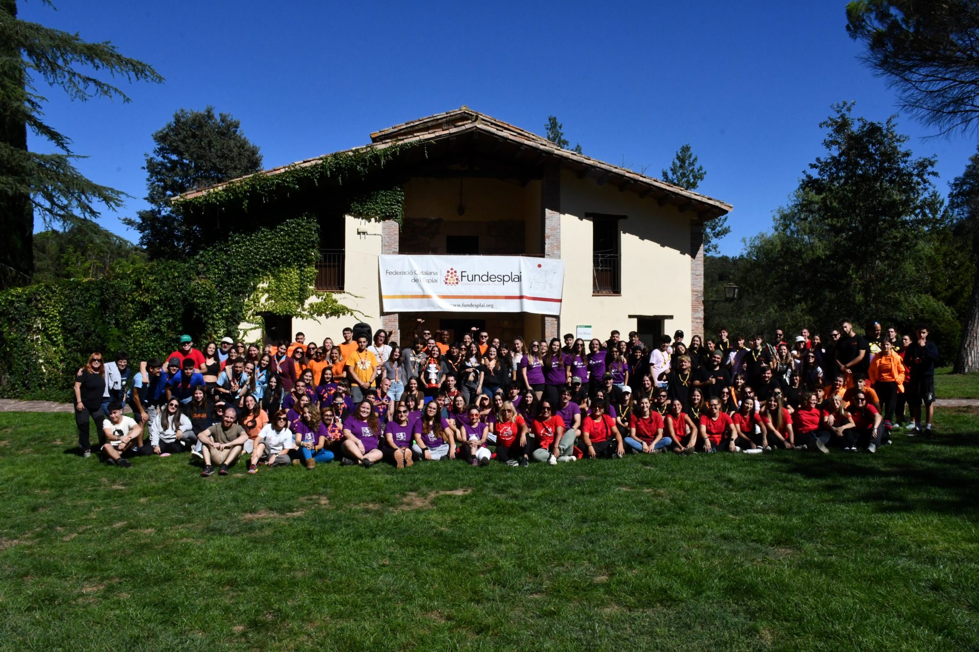 La Federació Catalana de l’Esplai reforzará los vínculos educativos y territoriales entre los 27.000 niños, jóvenes y monitoras y monitores de los esplais