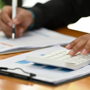 Estratègies per periodificar ingressos i despeses eficientment