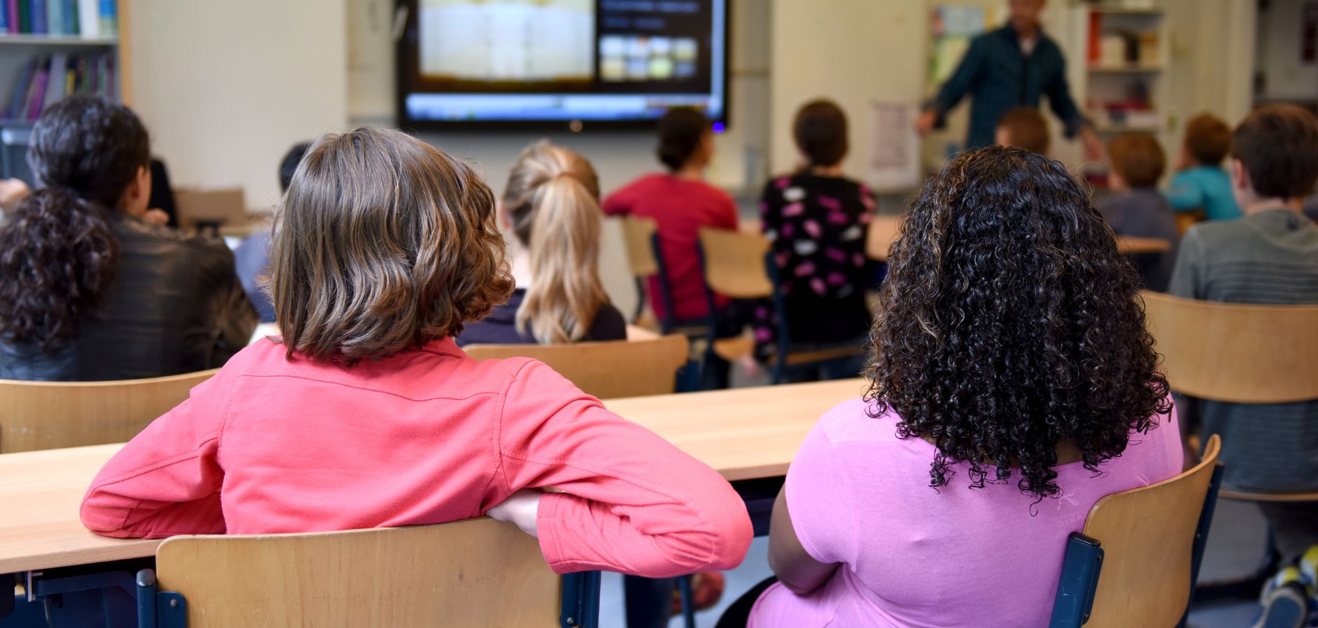 Impartimos talleres en centros educativos para prevenir las violencias machistas