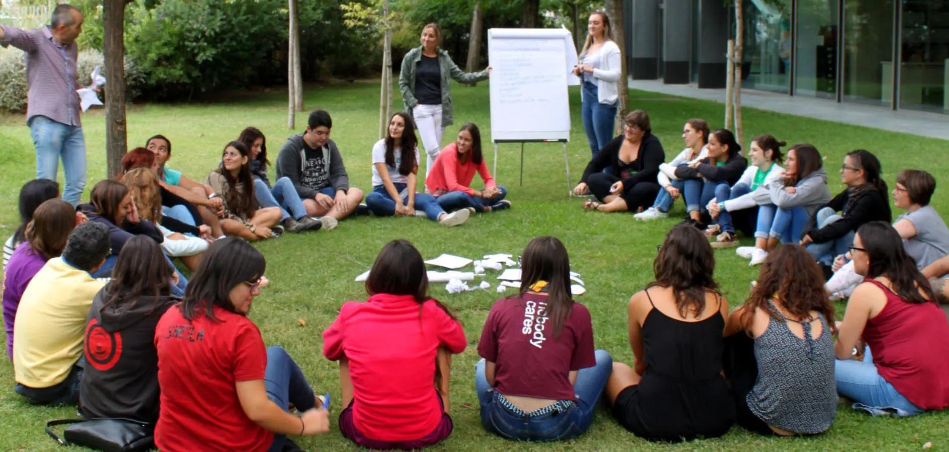 Quina és la feina de premonitora, monitora i directora de lleure?