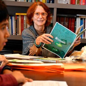 Infants i joves reclamen un món de pau davant la Síndica de Greuges de Catalunya