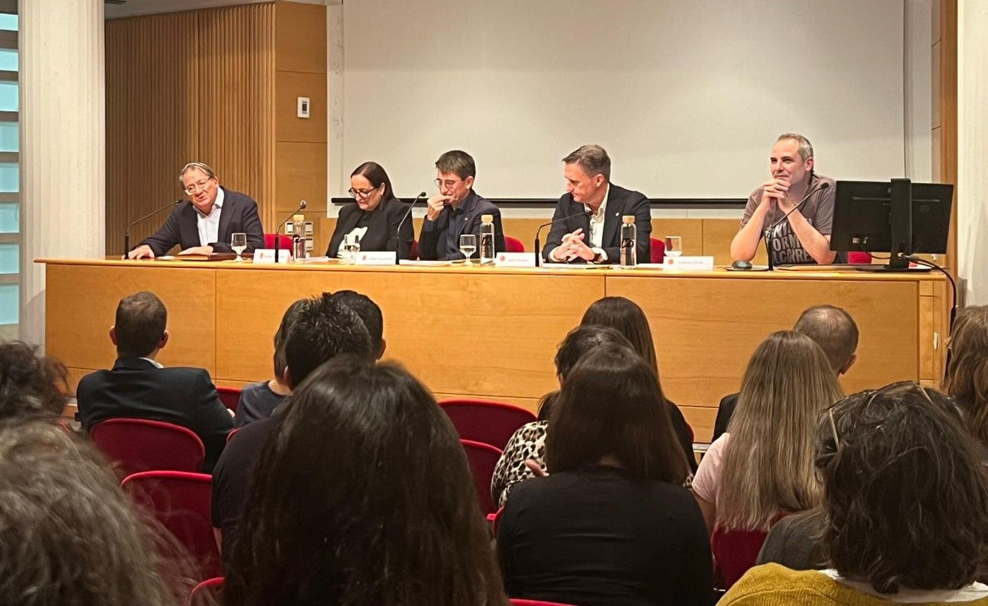 Participamos en la inauguración del curso académico de Facultad de Medicina y Ciencias de la Salud de la Universidad Rovira i Virgili