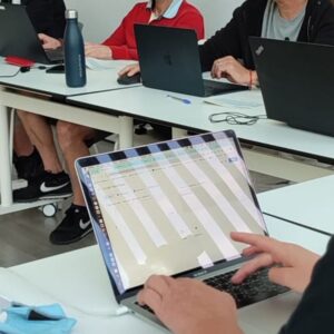 8 certificats professionals ideals per a trobar feina ràpidament