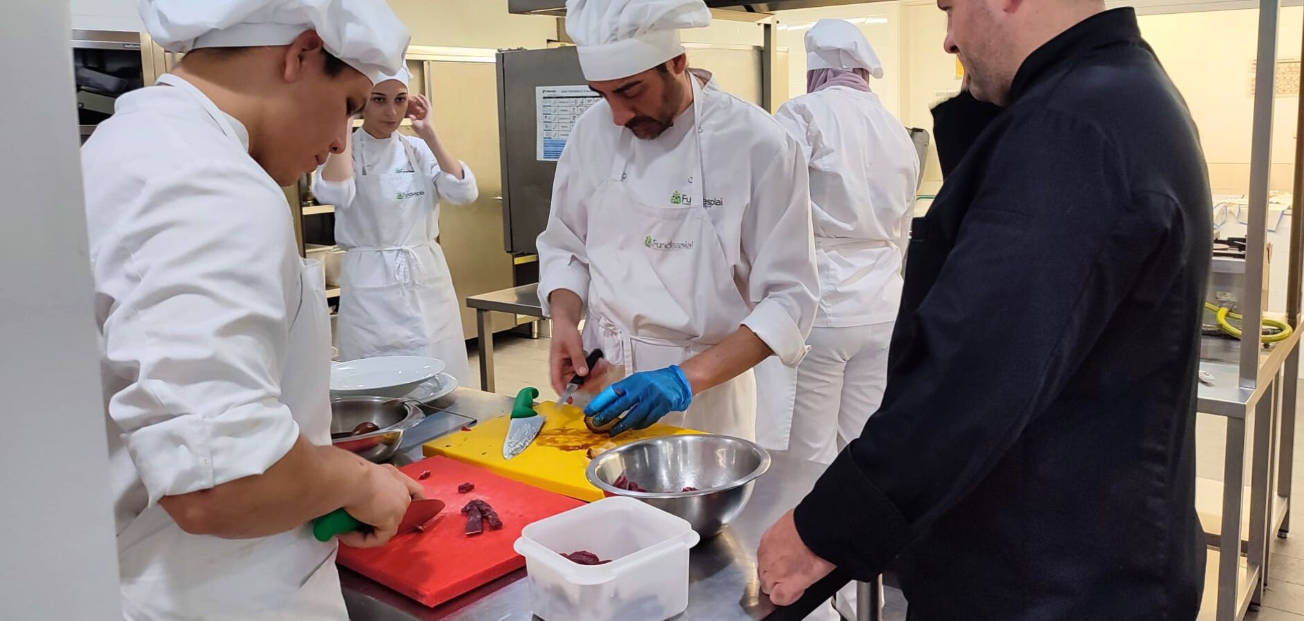 7 cursos de cuina 100% subvencionats que portaran la teva cuina a un altre nivell