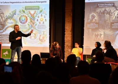 Felip Daza parla de pau i noviolència