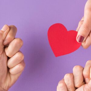 Marcar la ‘X solidària’ permet destinar el 0,7% de l’IRPF a projectes socials