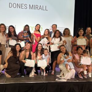 Acaba la primera edició de Dones Mirall: formació i inserció social i laboral per a mares joves
