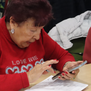 Més de 7.000 persones participen en els cursos d’alfabetització digital