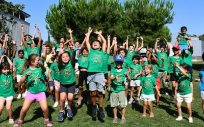 Miles de niñas, niños y jóvenes participan en las actividades de verano
