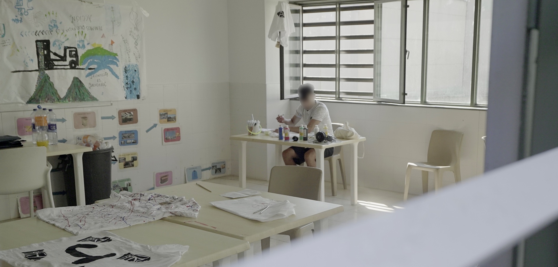 El reciclatge pren la paraula al Centre Penitenciari de Joves amb el camp ambiental ‘Mediterrani, una mar de plàstics’
