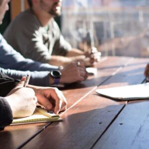 Com adaptar la gestió laboral de l’entitat als canvis d’activitat durant l’estiu
