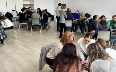 Teixim cura: suport i benestar per a les persones cuidadores